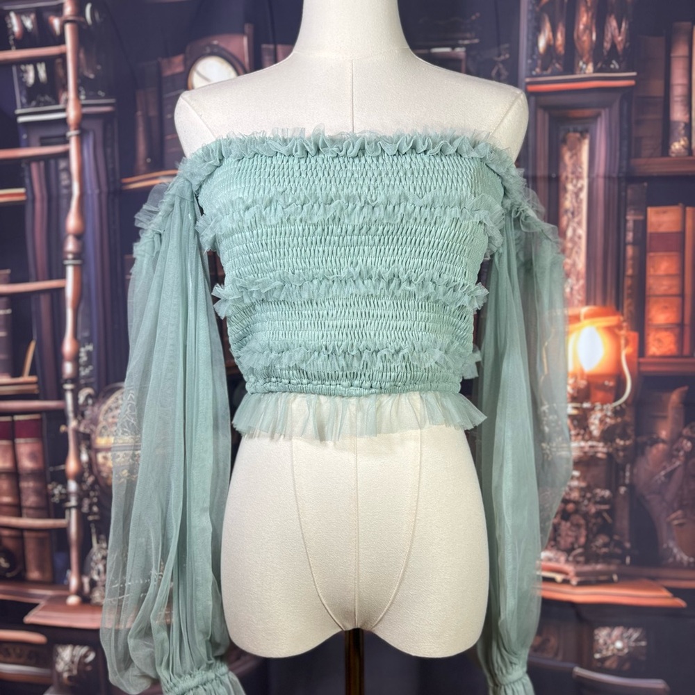 MARBLE Off-Shoulder Ruffled Cropped Blouse‎ in Mint
